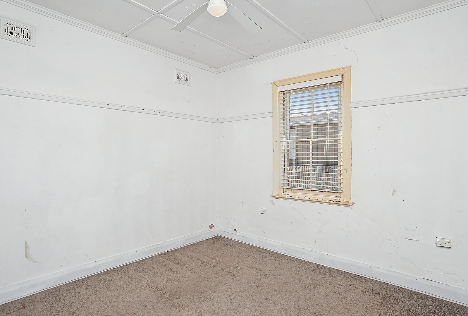 38 Willans Street, Narrandera NSW 2700 - photo 8