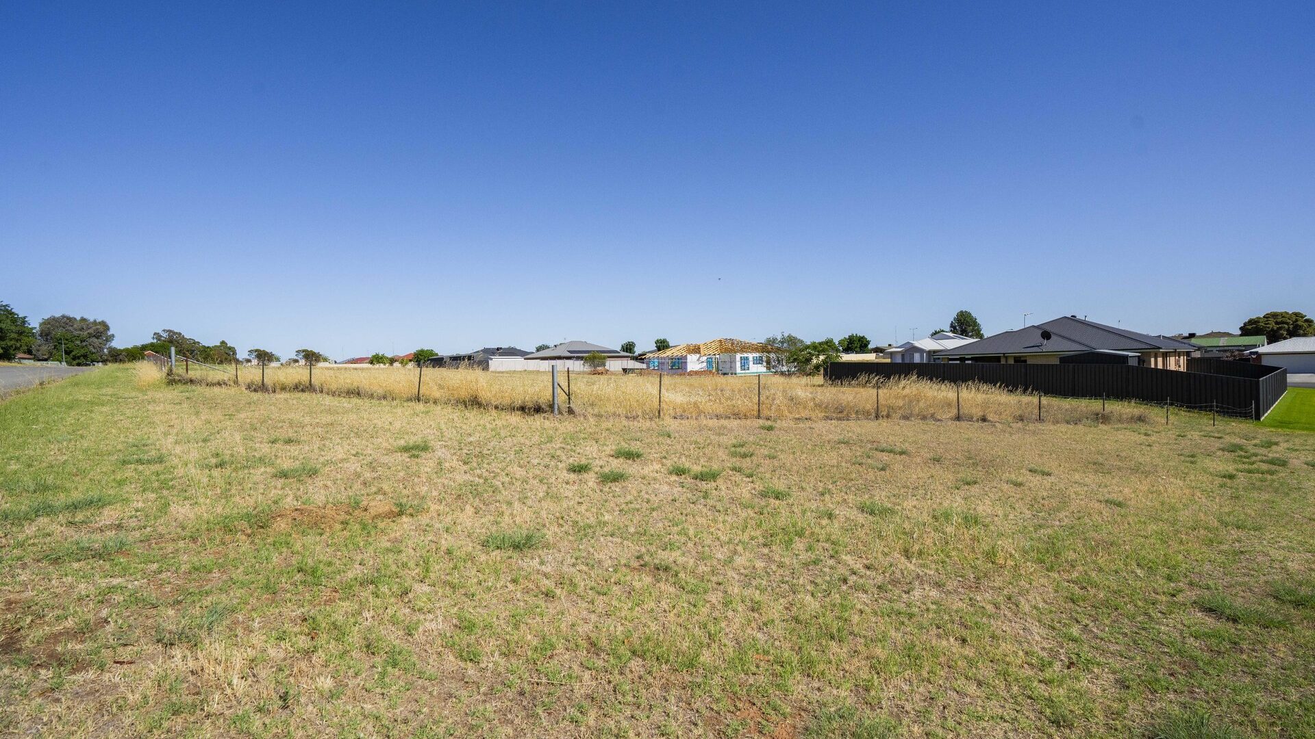 Sold - 63 Boundary Road - New Property in Narrandera - Real Estate by Sophie Litchfield