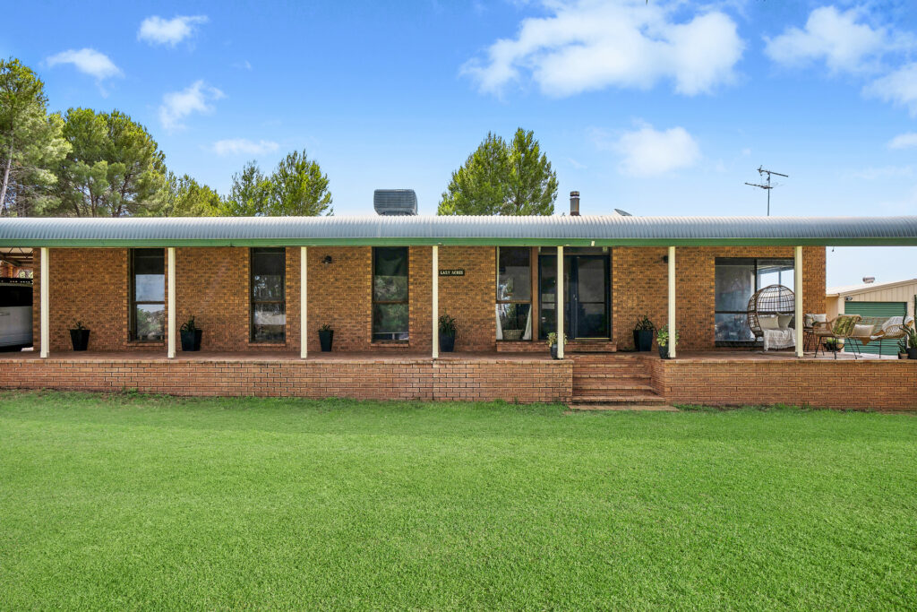 Sold - 162 Paynters Siding Road - New Property in Narrandera - Real Estate by Leisa Williams