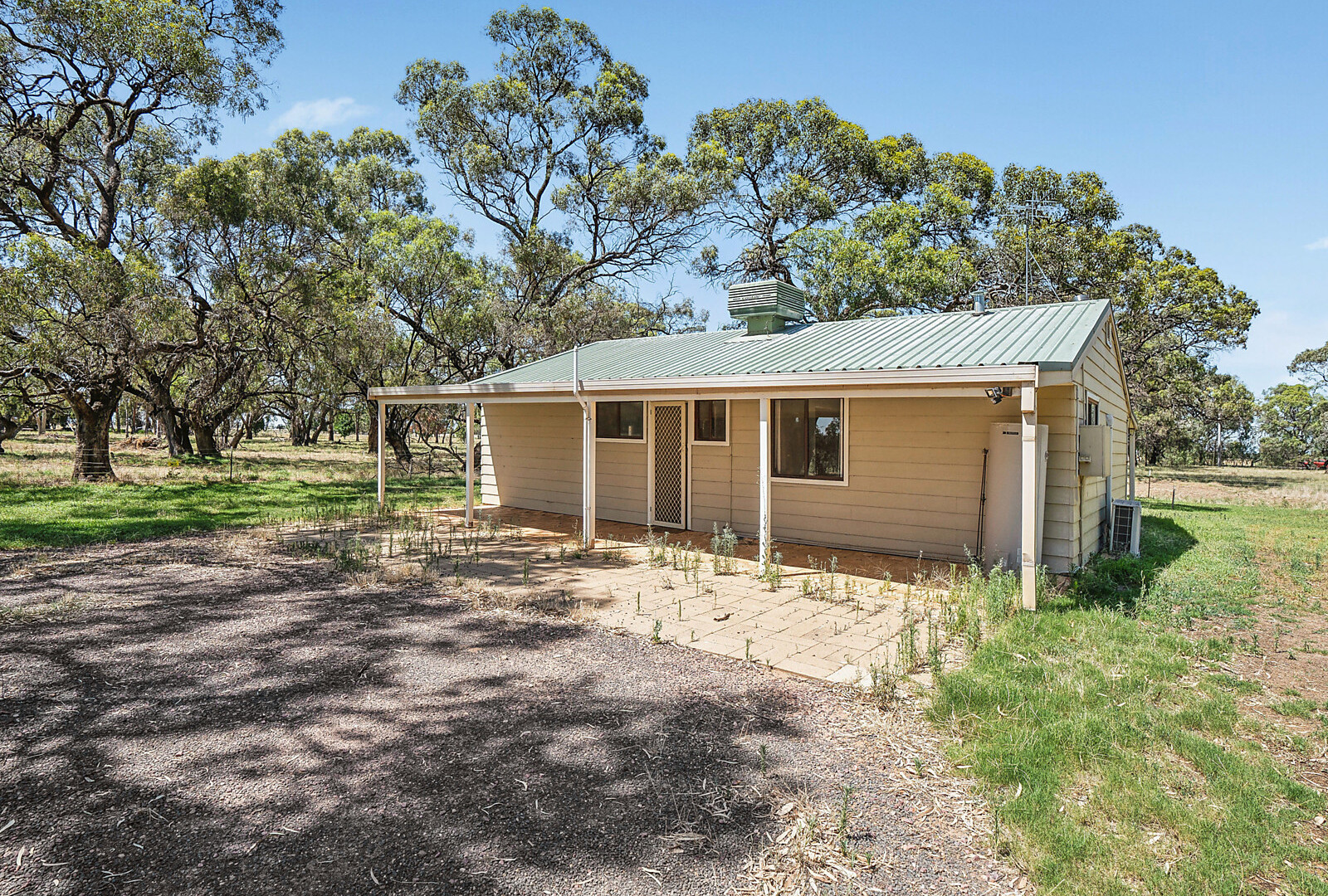 Sold - 15124 Sturt Highway - New Property in Darlington Point - Real Estate by Sophie Litchfield