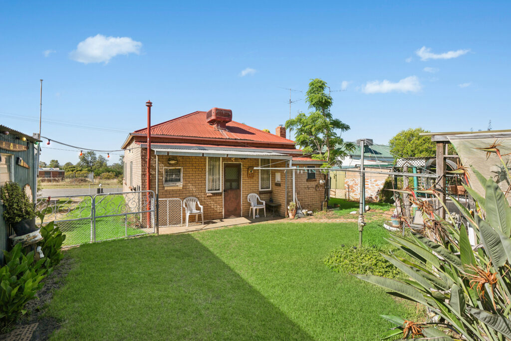 Sold - 71 Ferrier Street - New Property in Narrandera - Real Estate by Leisa Williams