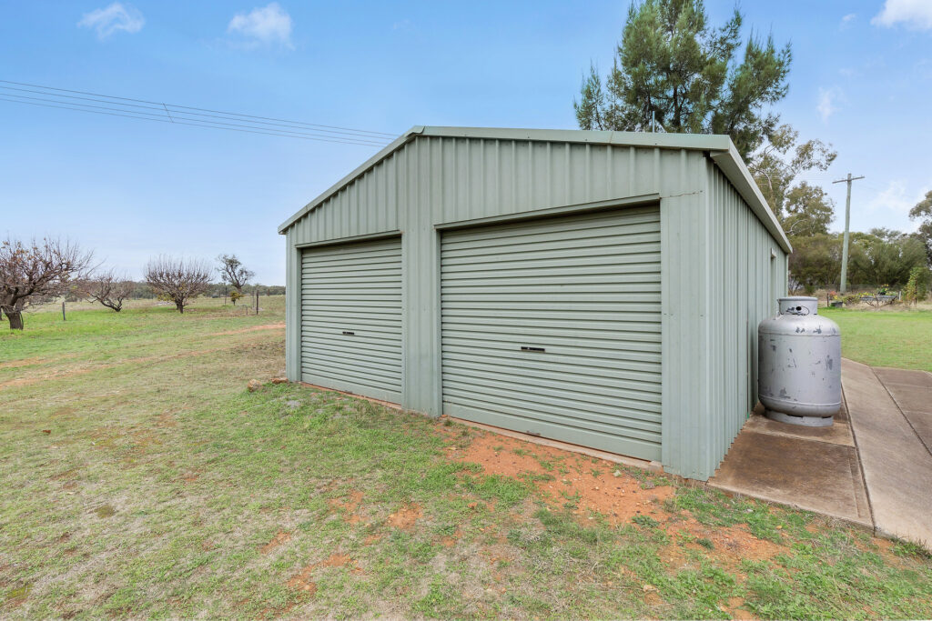 102 Tabain Road, Leeton NSW 2705 - photo 17