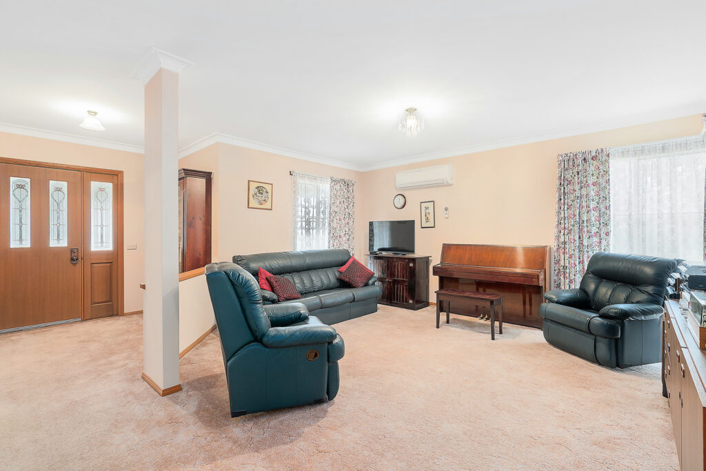 102 Tabain Road, Leeton NSW 2705 - photo 8
