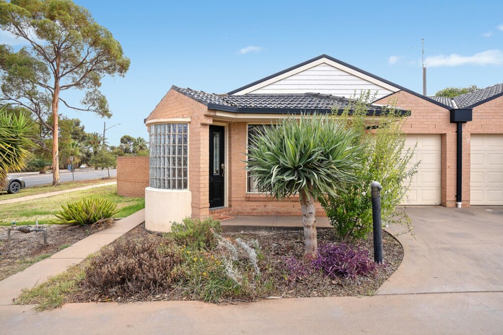 Sold - 1/183 Palm Avenue - New Property in Leeton - Real Estate by Julie Valenzisi