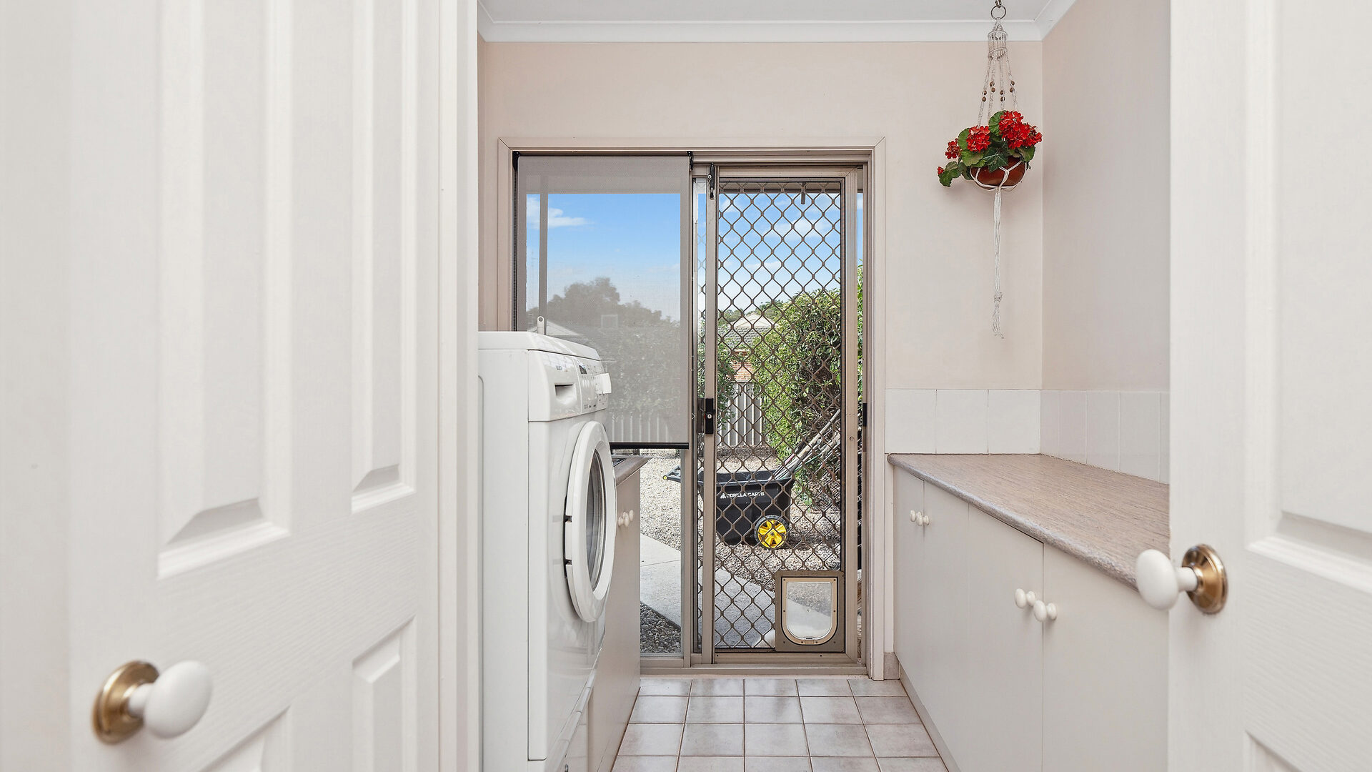 Sold - 9 Hillview Place - New Property in Leeton - Real Estate by Julie Valenzisi