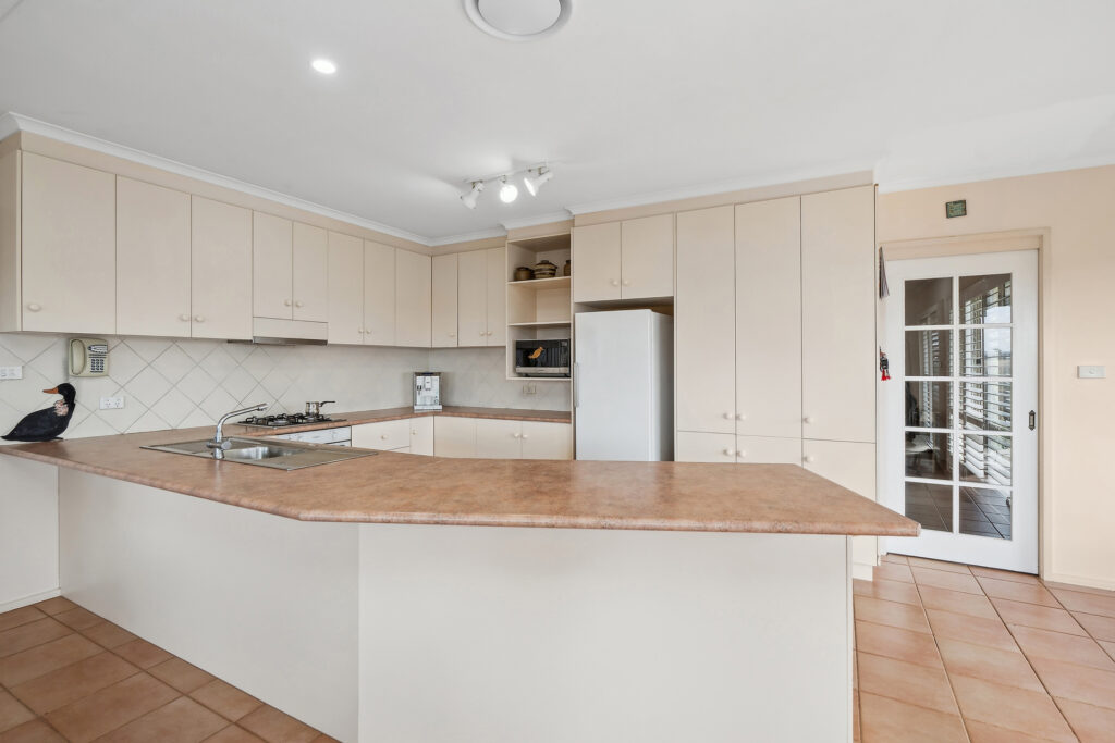 Sold - 9 Hillview Place - New Property in Leeton - Real Estate by Julie Valenzisi