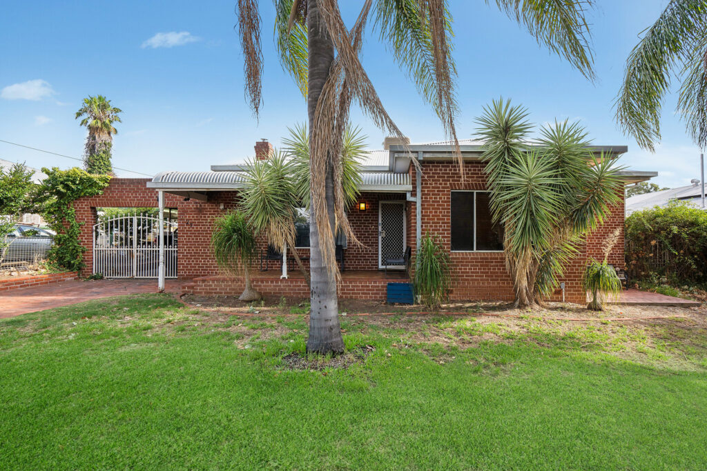 Sold - 27 Chantilly Street - New Property in Narrandera - Real Estate by Leisa Williams