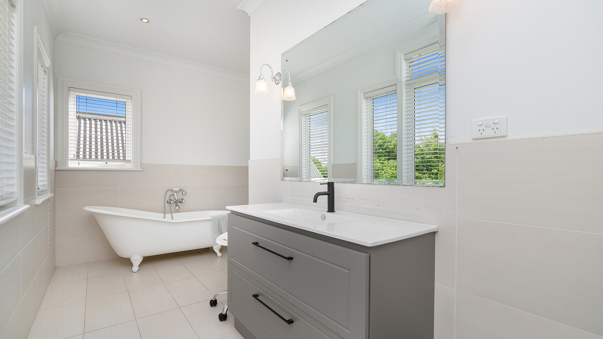 Sold - 72 Wade Avenue - New Property in Leeton - Real Estate by Andrew Pellow