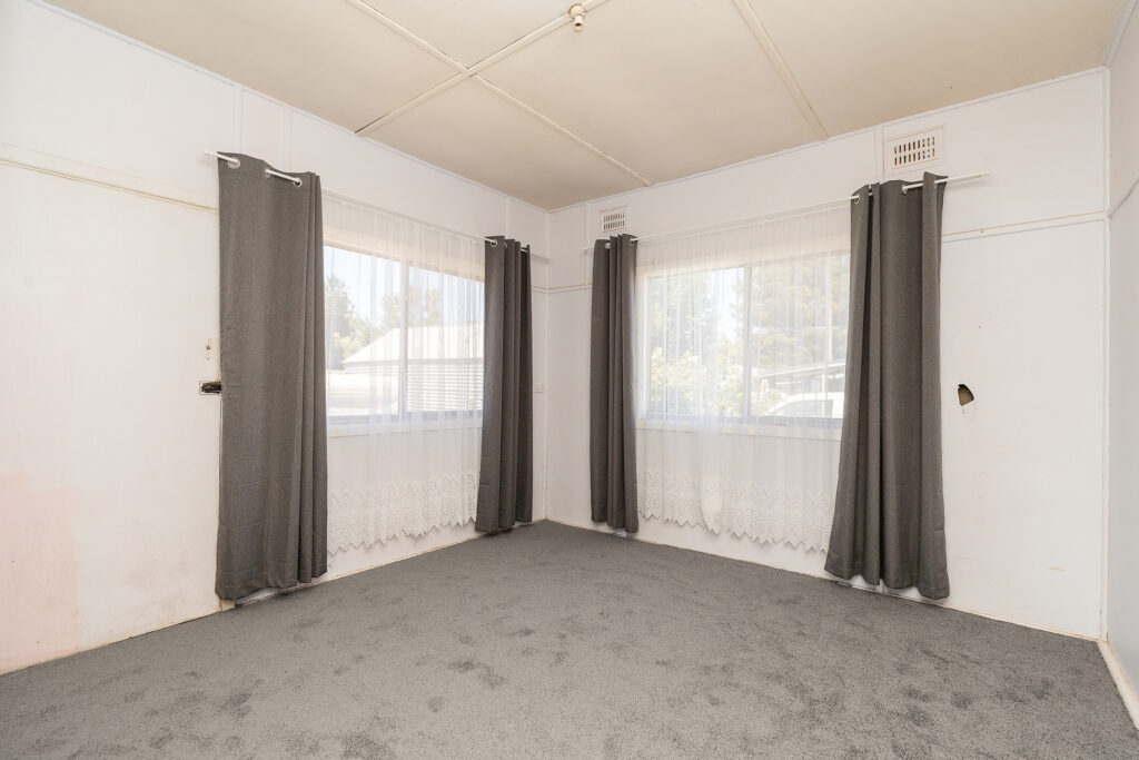 Sold - 3 Macquarie Street - New Property in Leeton - Real Estate by Julie Valenzisi