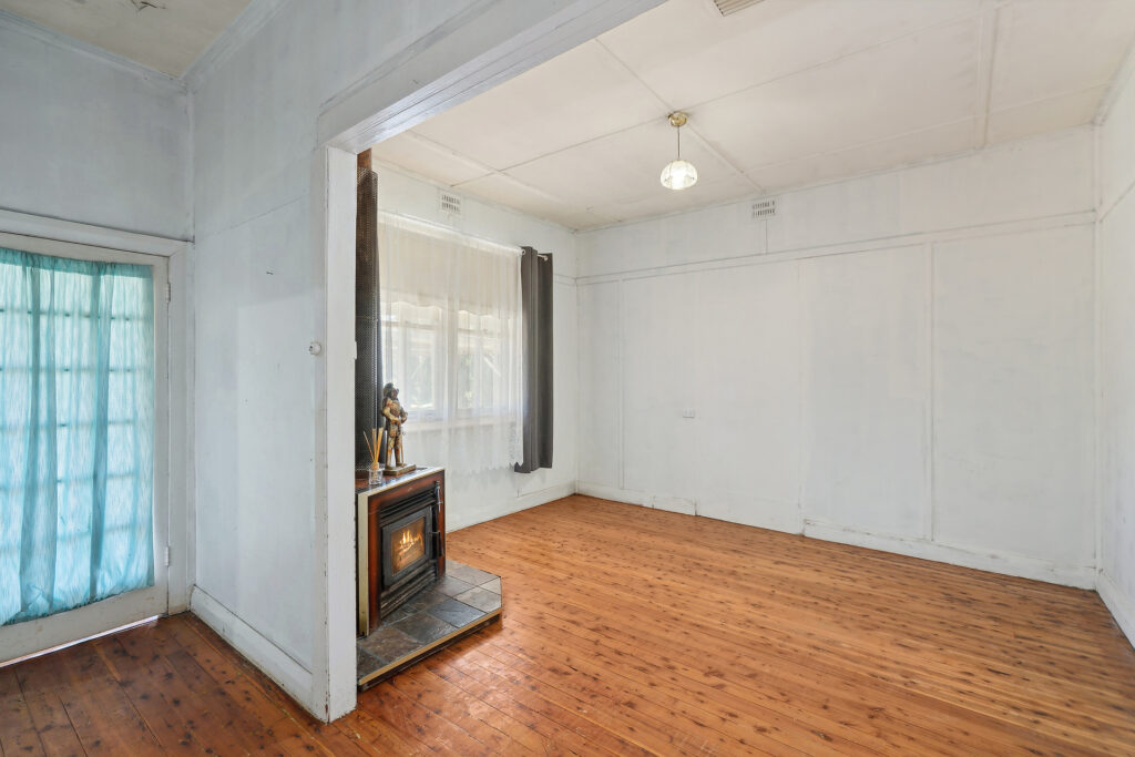 Sold - 3 Macquarie Street - New Property in Leeton - Real Estate by Julie Valenzisi