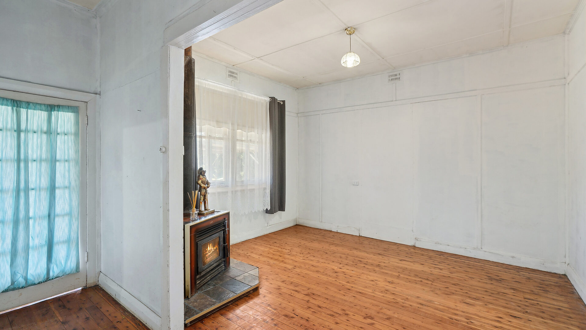 Sold - 3 Macquarie Street - New Property in Leeton - Real Estate by Julie Valenzisi