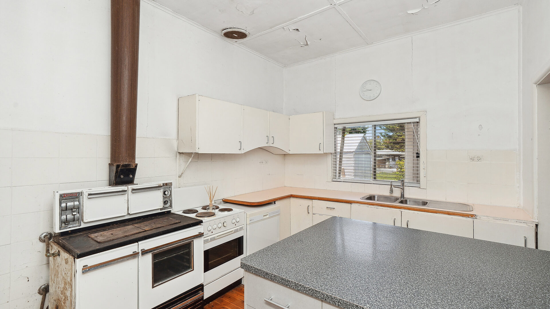 Sold - 3 Macquarie Street - New Property in Leeton - Real Estate by Julie Valenzisi