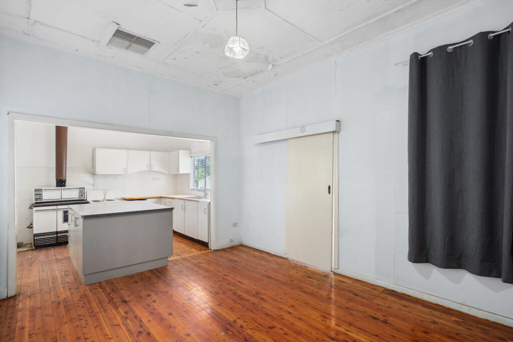 Sold - 3 Macquarie Street - New Property in Leeton - Real Estate by Julie Valenzisi