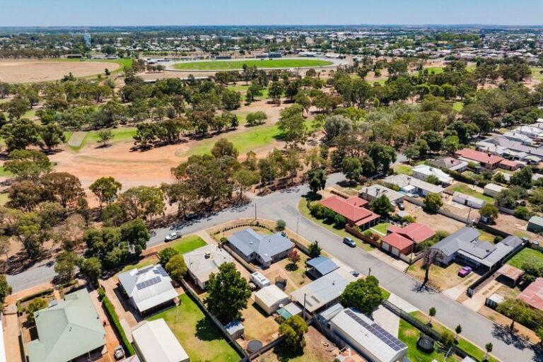 Sold - 69 Maiden Ave - New Property in Leeton - Real Estate by Julie Valenzisi