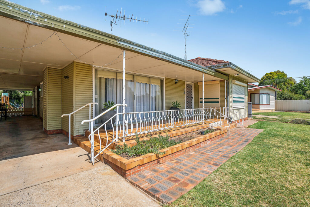 Sold - 3 Russet Street - New Property in Leeton - Real Estate by Julie Valenzisi