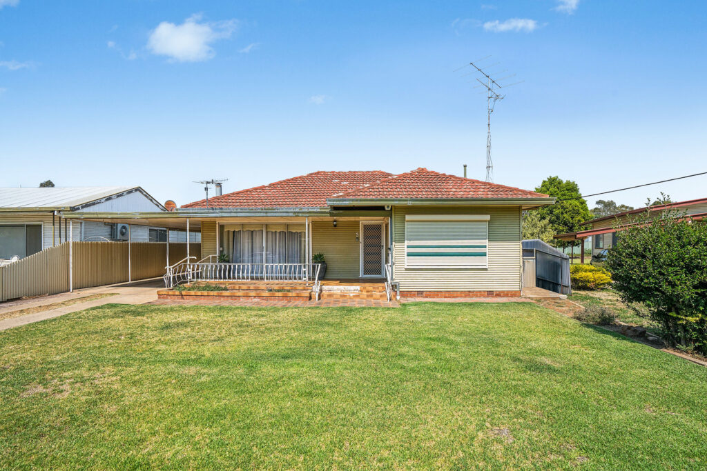 Sold - 3 Russet Street - New Property in Leeton - Real Estate by Julie Valenzisi