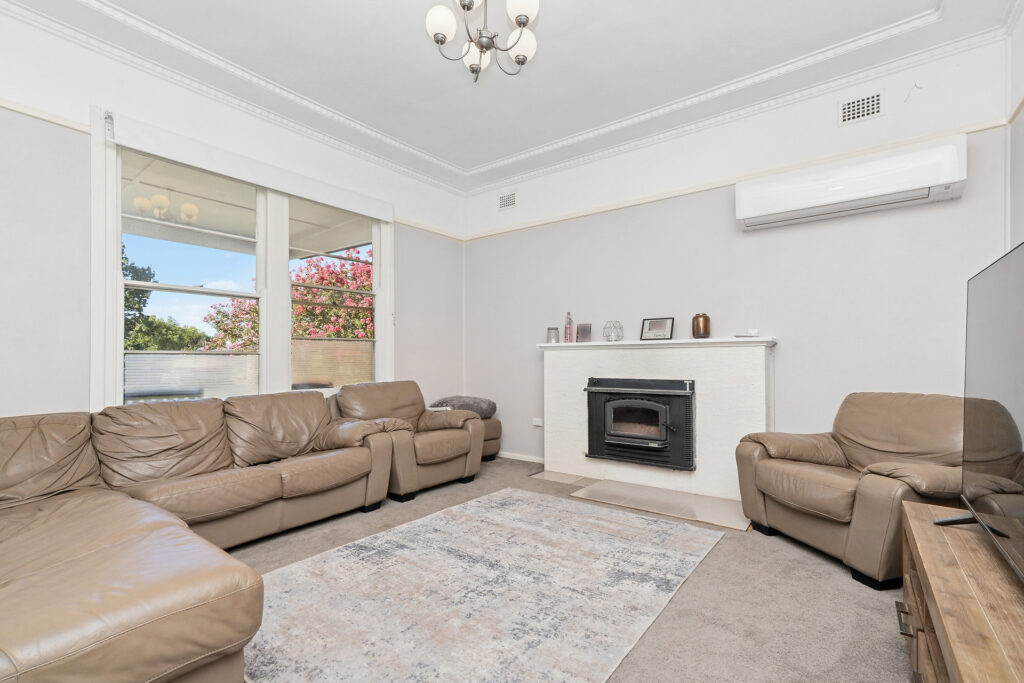 Sold - 5 Park Ave South - New Property in Leeton - Real Estate by Julie Valenzisi