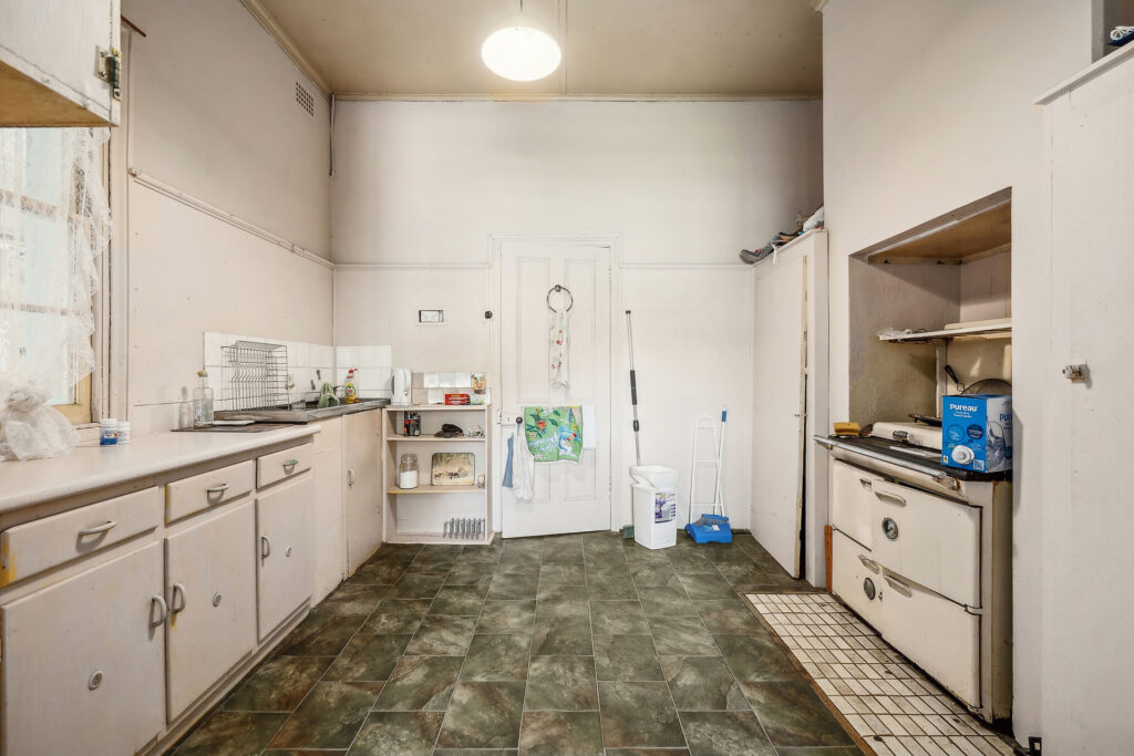 Sold - 32 Douglas Street - New Property in Narrandera - Real Estate by Leisa Williams