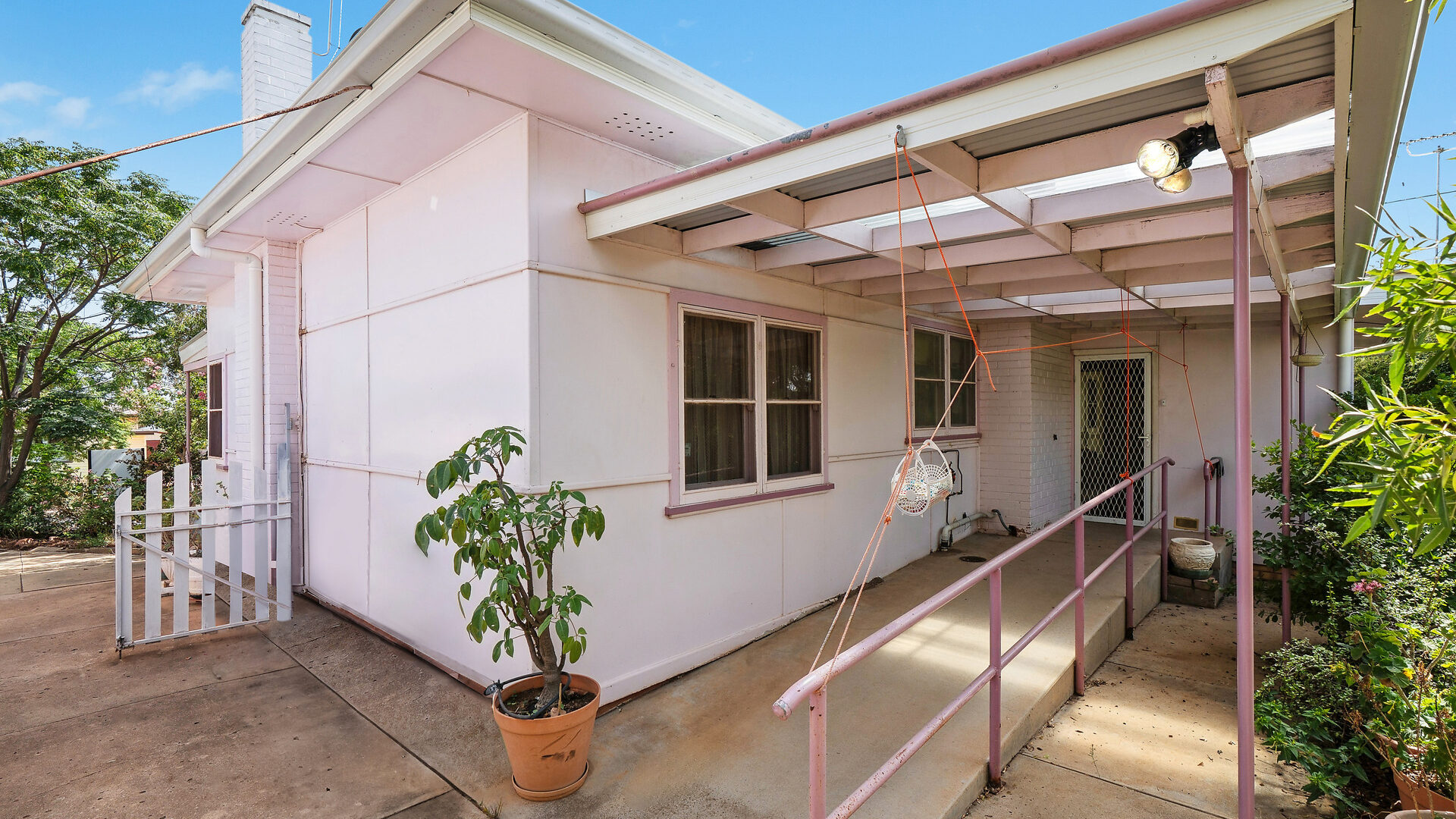 Sold - 2 Cedar Street - New Property in Leeton - Real Estate by Julie Valenzisi
