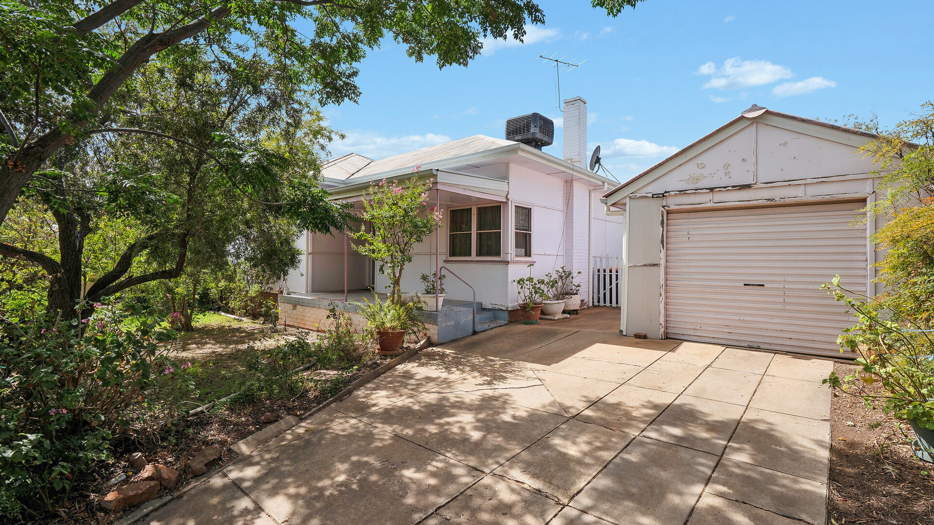 Sold - 2 Cedar Street - New Property in Leeton - Real Estate by Julie Valenzisi