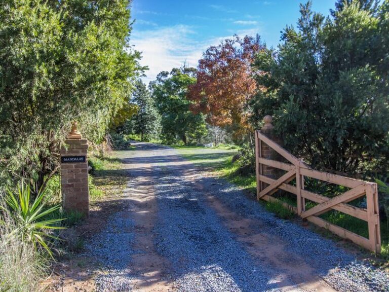 191 Manderlay Road, Narrandera NSW 2700 - photo 2