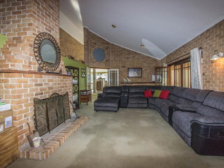191 Manderlay Road, Narrandera NSW 2700 - photo 11