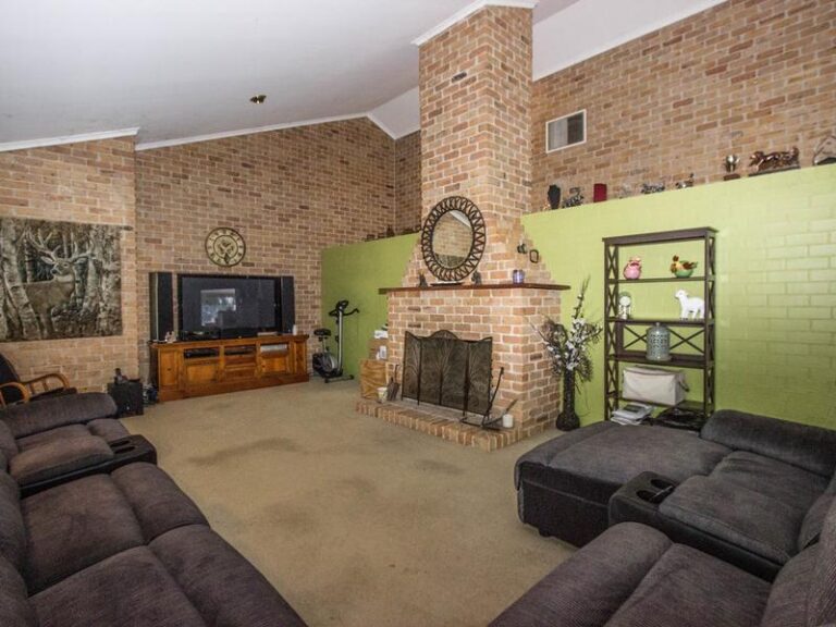 191 Manderlay Road, Narrandera NSW 2700 - photo 12