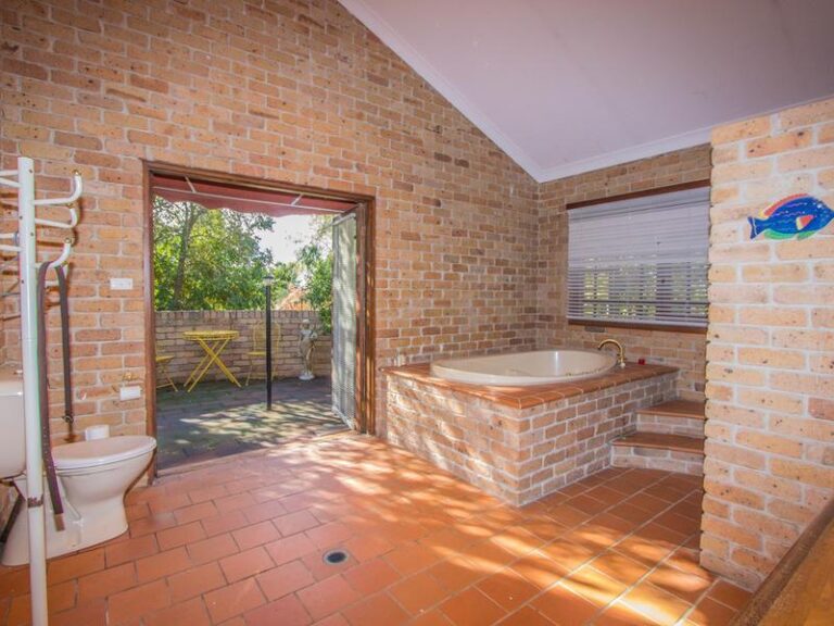 191 Manderlay Road, Narrandera NSW 2700 - photo 20