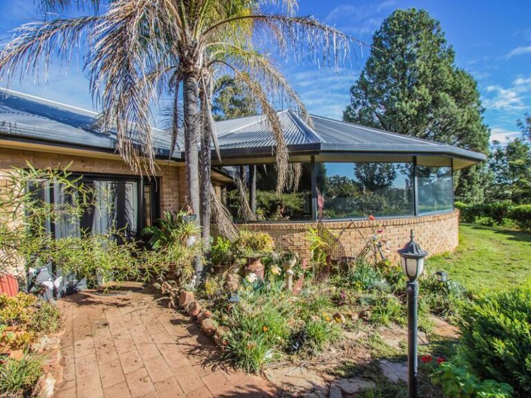 191 Manderlay Road, Narrandera NSW 2700 - McGrath Riverina