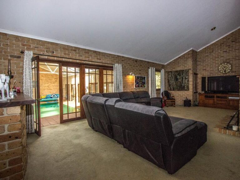 191 Manderlay Road, Narrandera NSW 2700 - photo 10