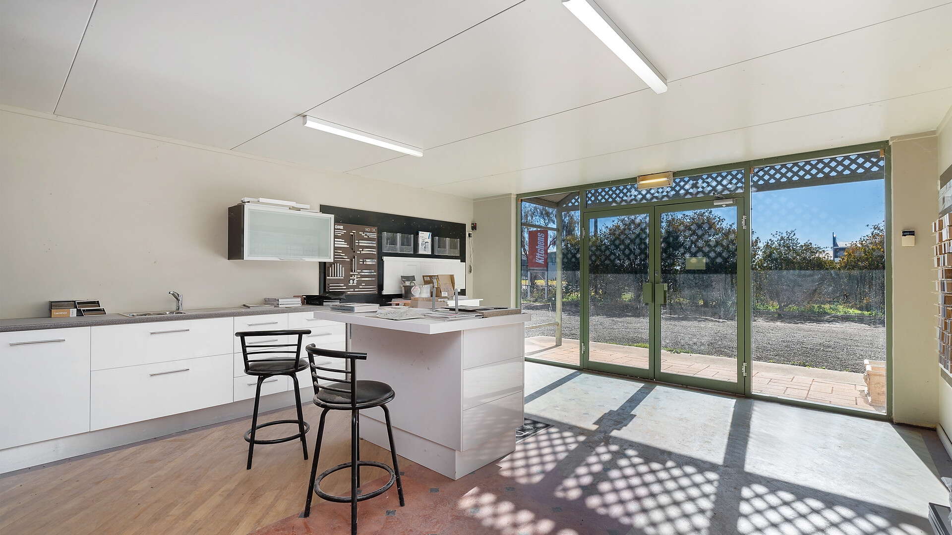 20 Massey Avenue, Leeton NSW 2705 - photo 4