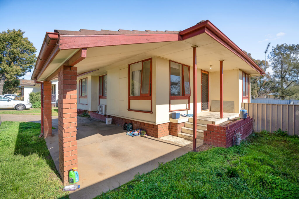 Sold - 17 Warren Place - New Property in Mount Austin - Real Estate by Andrew Pellow
