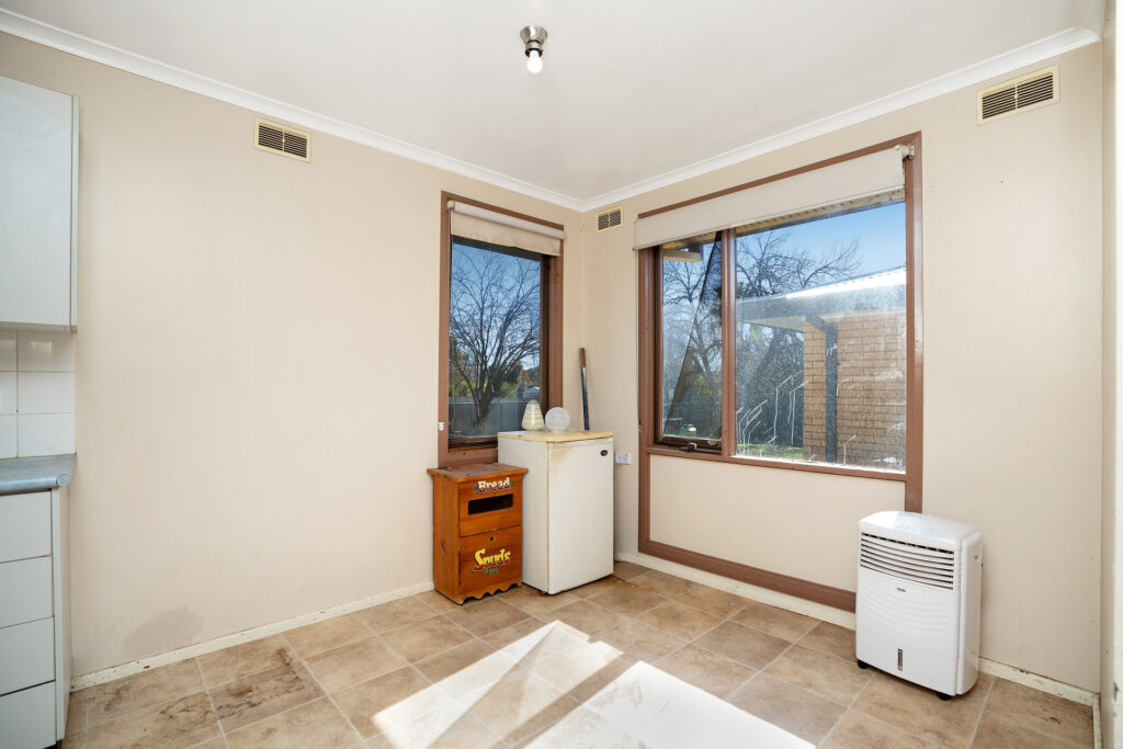 Sold - 17 Warren Place - New Property in Mount Austin - Real Estate by Andrew Pellow