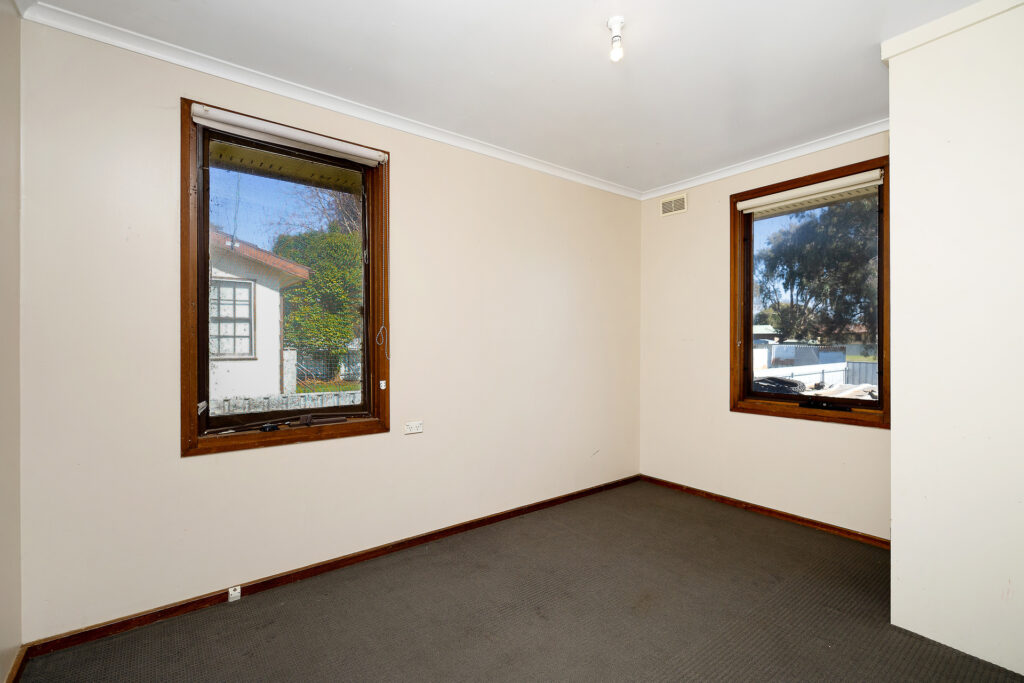 Sold - 17 Warren Place - New Property in Mount Austin - Real Estate by Andrew Pellow