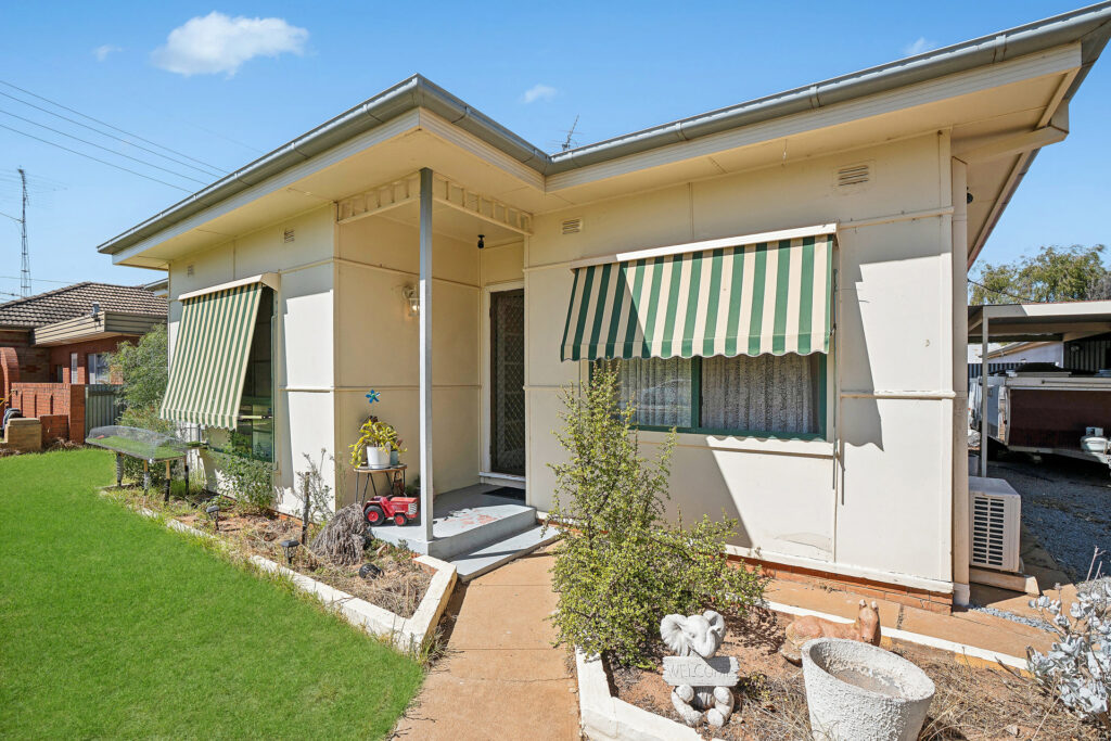 Sold - 8 Brigalow Street - New Property in Leeton - Real Estate by Julie Valenzisi