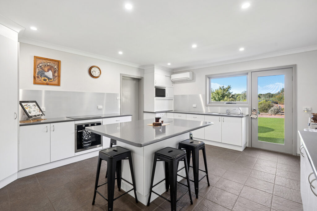 Sold - 52 Orchard Road - New Property in Narrandera - Real Estate by Jason Haines