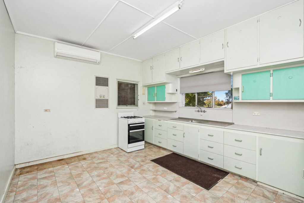 Sold - 83 Douglas Street - New Property in Narrandera - Real Estate by Leisa Williams