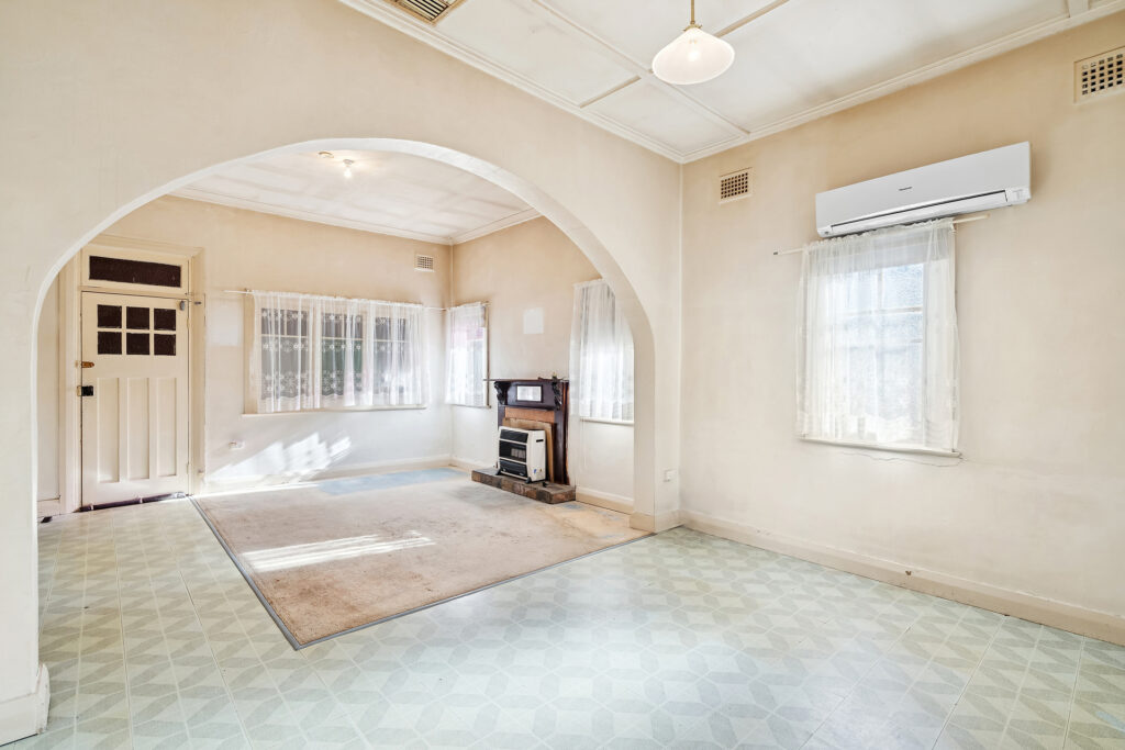 Sold - 12 Main Avenue - New Property in Yanco - Real Estate by Julie Valenzisi