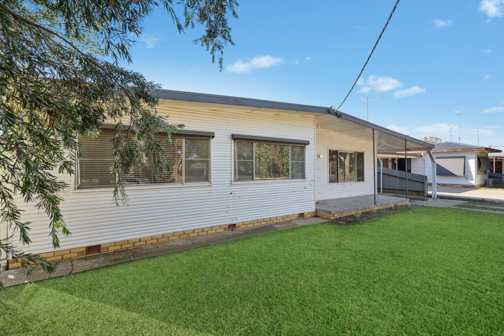 Sold - 30 Canal Street - New Property in Leeton - Real Estate by Julie Valenzisi