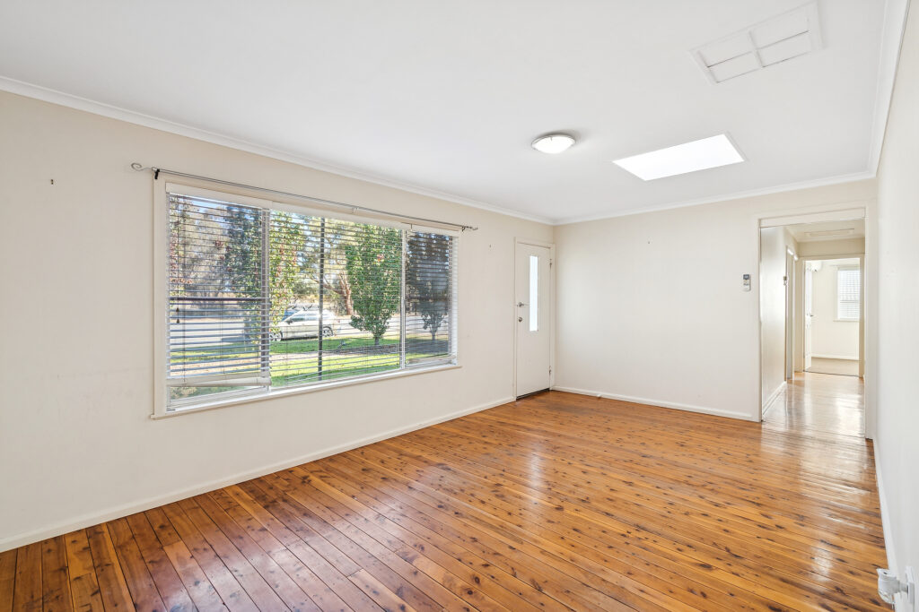 Sold - 30 Canal Street - New Property in Leeton - Real Estate by Julie Valenzisi