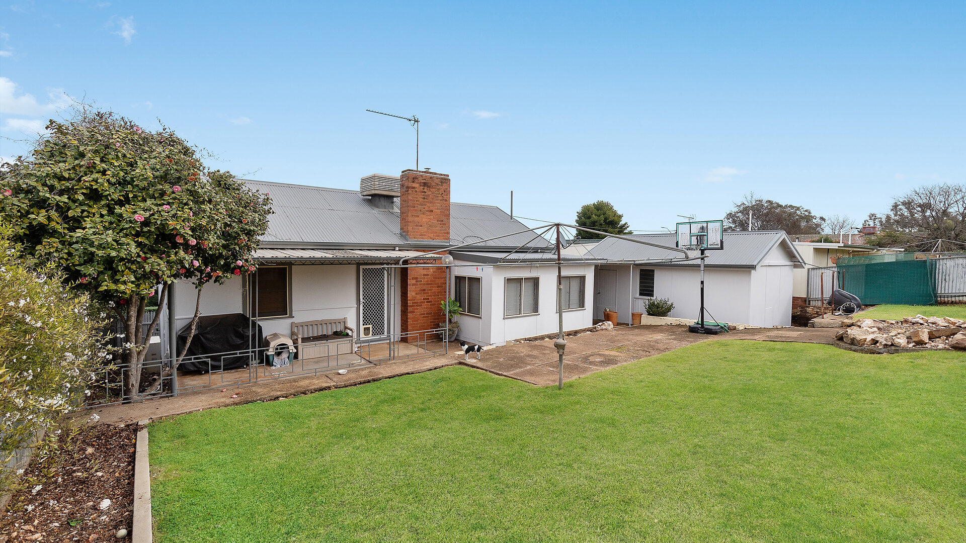11 Ashton Street, Temora NSW 2666 - photo 12