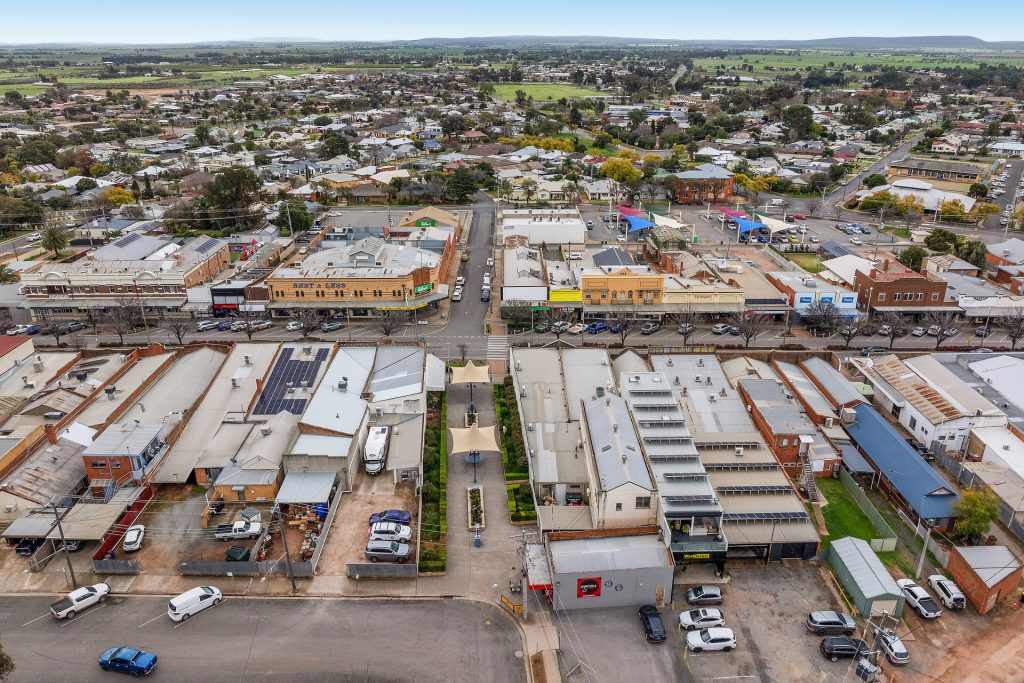 Buy - 78 Pine Avenue - New Property in Leeton - Real Estate by Julie Valenzisi