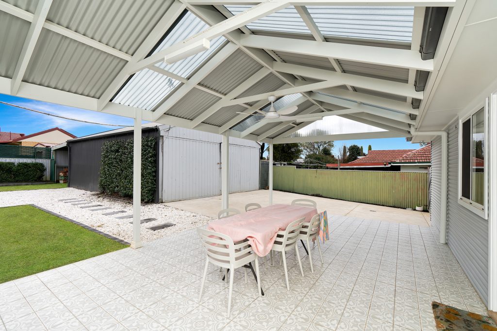 Sold - 470 Kooringal Road - New Property in Lake Albert - Real Estate by Andrew Pellow