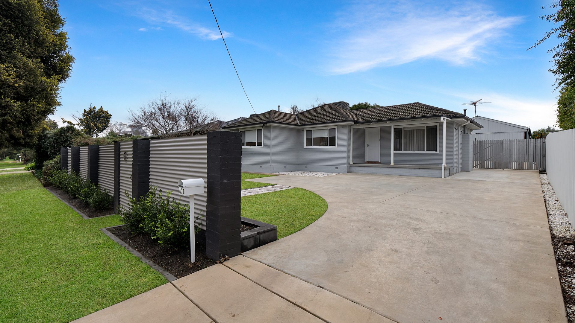 Sold - 470 Kooringal Road - New Property in Lake Albert - Real Estate by Andrew Pellow