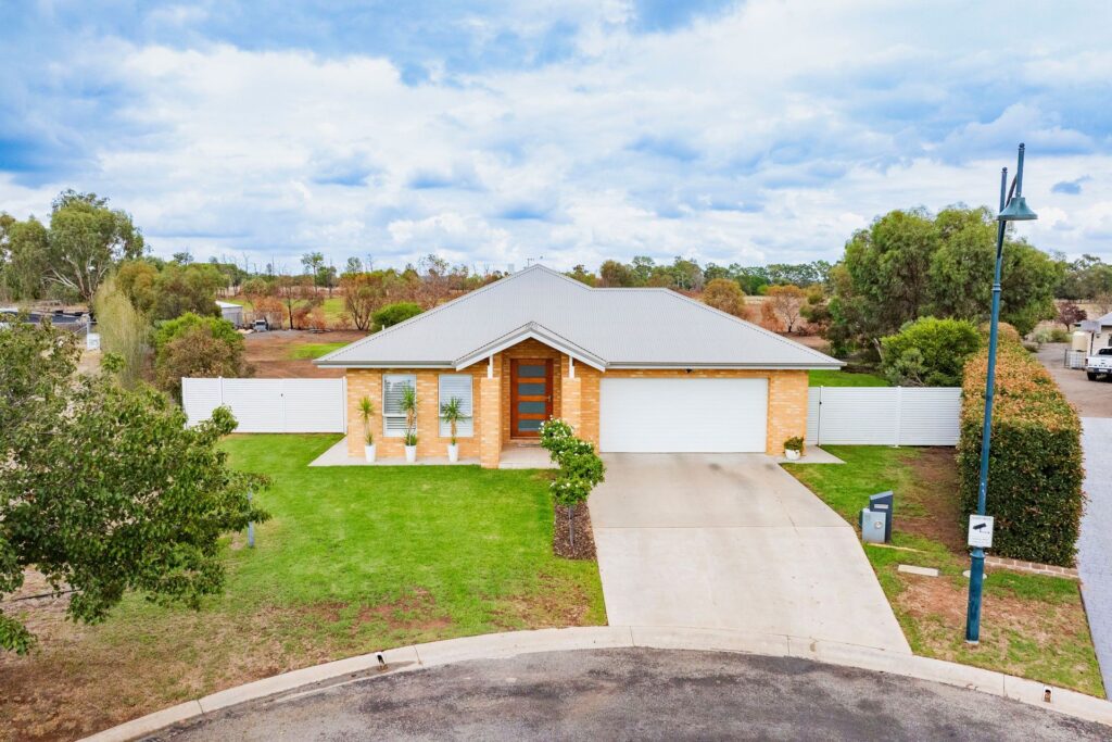 Sold - 11 Lansdowne Road - New Property in Leeton - Real Estate by Julie Valenzisi