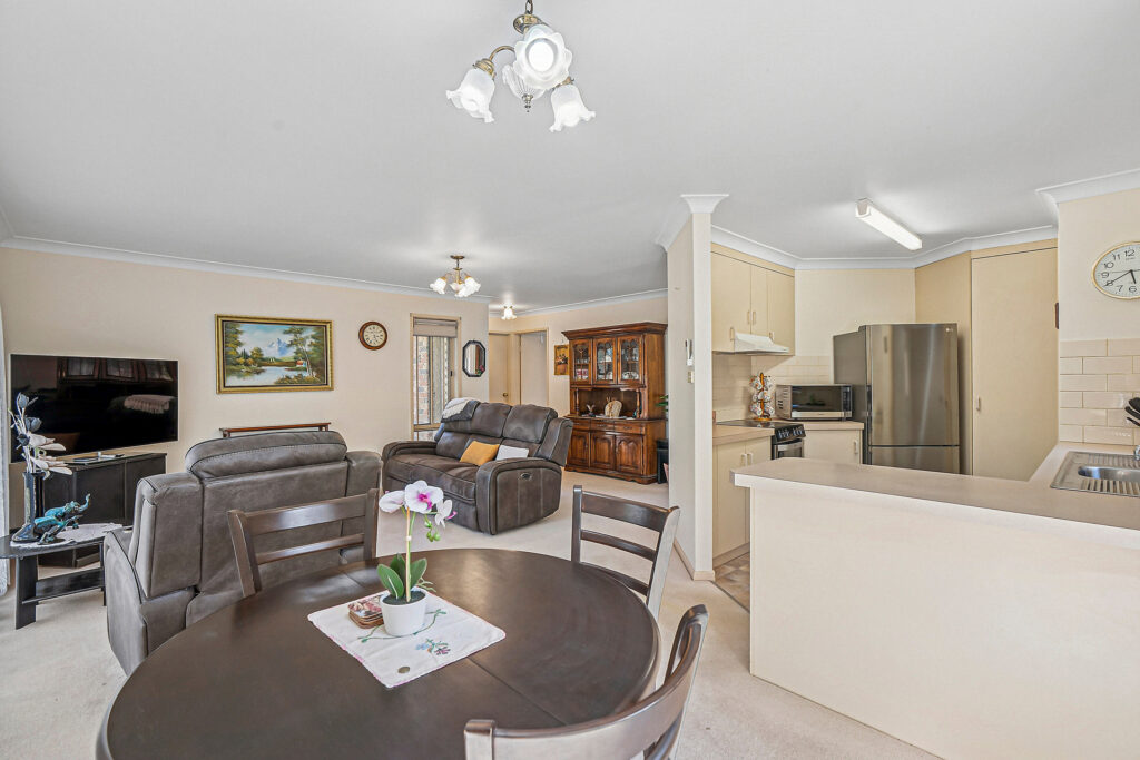 6/34-36 Lonergan Place, East Wagga Wagga NSW 2650 - photo 2