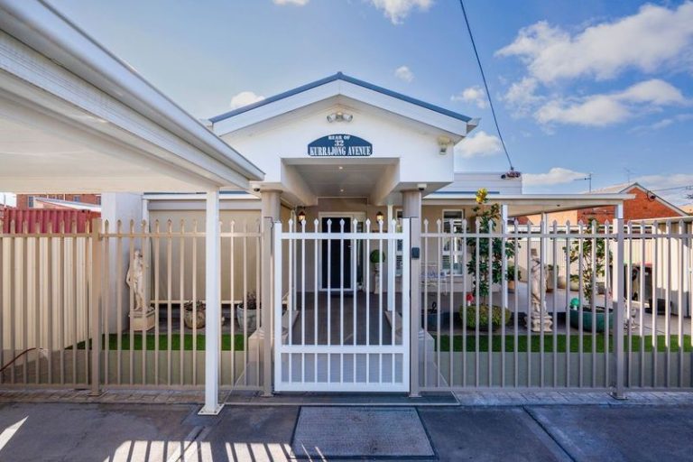 30-32 Kurrajong Avenue, Leeton