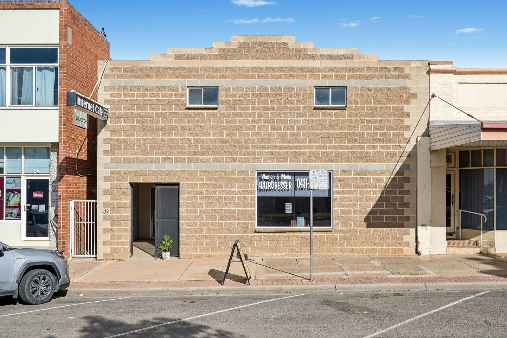 For Sale - 30-32 Kurrajong Avenue - New Property in Leeton - Real Estate by Julie Valenzisi