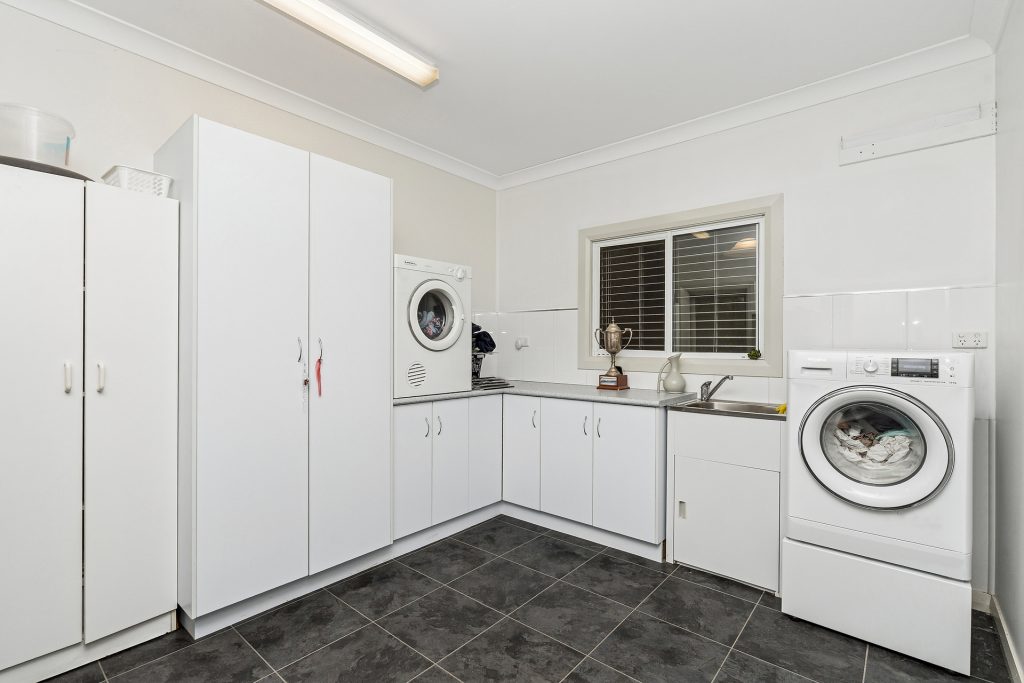For Sale - 30-32 Kurrajong Avenue - New Property in Leeton - Real Estate by Julie Valenzisi
