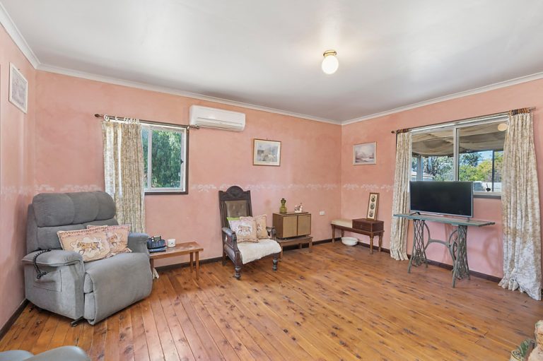 Sold - 30 Bendee Street - New Property in Barellan - Real Estate by Sophie Litchfield